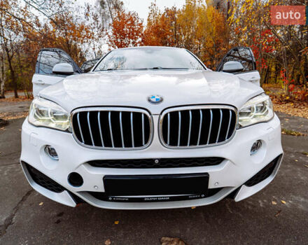 Белый БМВ Х6, объемом двигателя 4.39 л и пробегом 135 тыс. км за 42300 $, фото 10 на Automoto.ua