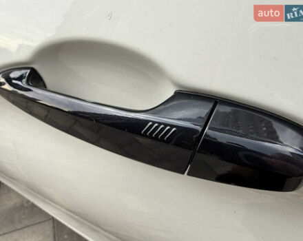 Білий БМВ Х6, об'ємом двигуна 3 л та пробігом 156 тис. км за 27500 $, фото 35 на Automoto.ua