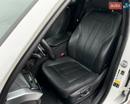 Белый БМВ Х6, объемом двигателя 2.98 л и пробегом 107 тыс. км за 27000 $, фото 23 на Automoto.ua