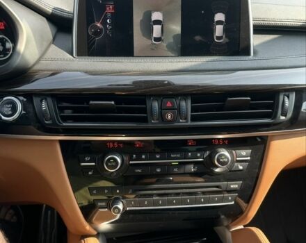 Белый БМВ Х6, объемом двигателя 3 л и пробегом 158 тыс. км за 25000 $, фото 15 на Automoto.ua