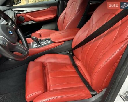 Білий БМВ Х6, об'ємом двигуна 2.98 л та пробігом 95 тис. км за 33500 $, фото 24 на Automoto.ua