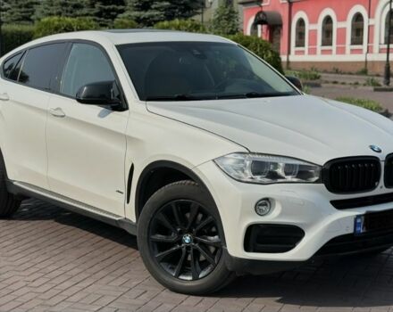 Белый БМВ Х6, объемом двигателя 3 л и пробегом 158 тыс. км за 25000 $, фото 2 на Automoto.ua