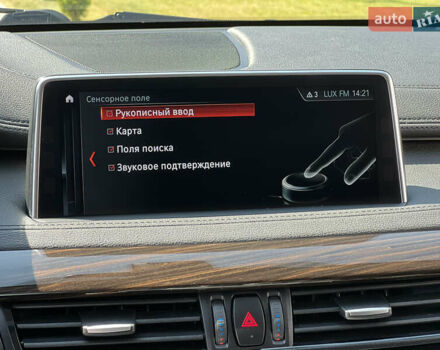 Білий БМВ Х6, об'ємом двигуна 3 л та пробігом 115 тис. км за 30500 $, фото 59 на Automoto.ua