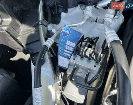 Білий БМВ Х6, об'ємом двигуна 3 л та пробігом 115 тис. км за 30500 $, фото 26 на Automoto.ua