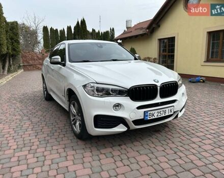 Білий БМВ Х6, об'ємом двигуна 2.98 л та пробігом 95 тис. км за 33500 $, фото 5 на Automoto.ua