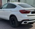 Белый БМВ Х6, объемом двигателя 3 л и пробегом 158 тыс. км за 25000 $, фото 6 на Automoto.ua