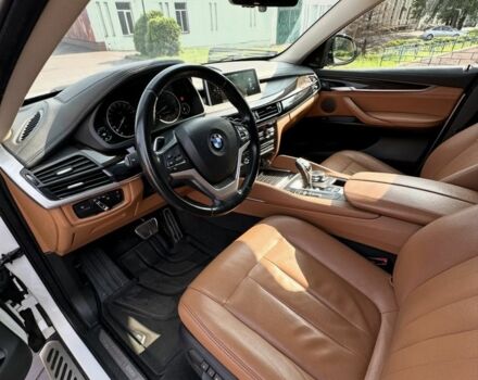 Белый БМВ Х6, объемом двигателя 3 л и пробегом 158 тыс. км за 25000 $, фото 8 на Automoto.ua