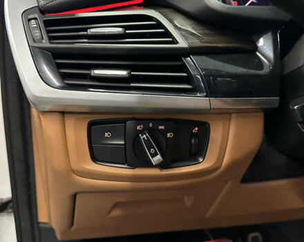 Белый БМВ Х6, объемом двигателя 3 л и пробегом 157 тыс. км за 25999 $, фото 26 на Automoto.ua