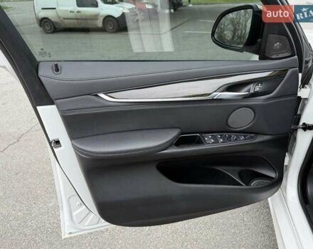 Белый БМВ Х6, объемом двигателя 2.98 л и пробегом 107 тыс. км за 27000 $, фото 24 на Automoto.ua