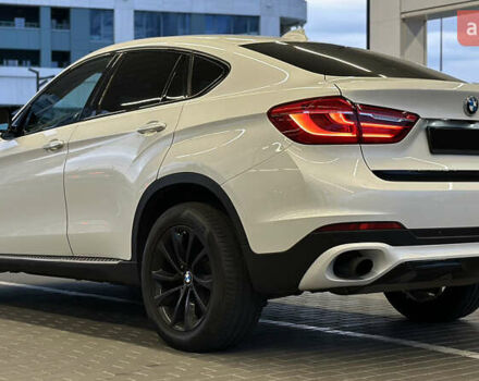 Белый БМВ Х6, объемом двигателя 3 л и пробегом 157 тыс. км за 25999 $, фото 7 на Automoto.ua