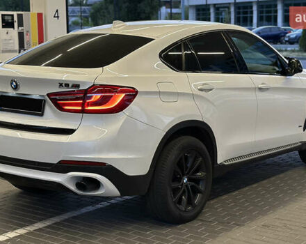 Белый БМВ Х6, объемом двигателя 3 л и пробегом 157 тыс. км за 25999 $, фото 4 на Automoto.ua