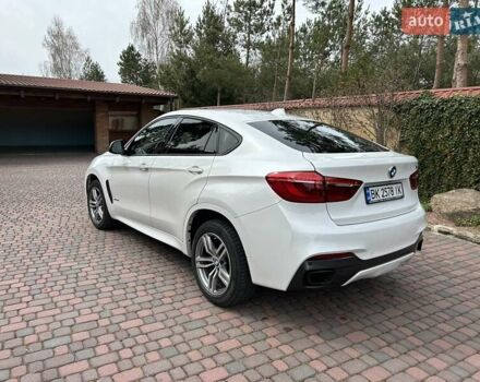 Білий БМВ Х6, об'ємом двигуна 2.98 л та пробігом 95 тис. км за 33500 $, фото 7 на Automoto.ua