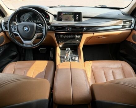 Белый БМВ Х6, объемом двигателя 3 л и пробегом 158 тыс. км за 25000 $, фото 12 на Automoto.ua