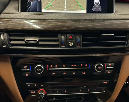 Белый БМВ Х6, объемом двигателя 3 л и пробегом 157 тыс. км за 25999 $, фото 21 на Automoto.ua