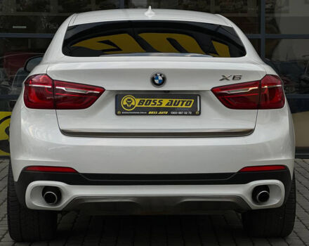 Белый БМВ Х6, объемом двигателя 3 л и пробегом 191 тыс. км за 34990 $, фото 4 на Automoto.ua