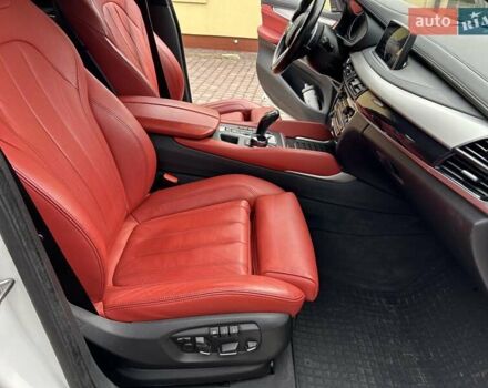Білий БМВ Х6, об'ємом двигуна 2.98 л та пробігом 95 тис. км за 33500 $, фото 35 на Automoto.ua