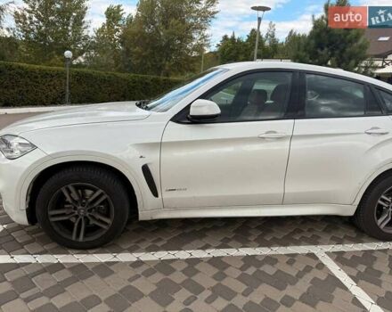 Белый БМВ Х6, объемом двигателя 3 л и пробегом 111 тыс. км за 44400 $, фото 4 на Automoto.ua