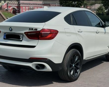 Белый БМВ Х6, объемом двигателя 3 л и пробегом 158 тыс. км за 26500 $, фото 4 на Automoto.ua