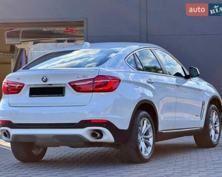 Белый БМВ Х6, объемом двигателя 2.99 л и пробегом 200 тыс. км за 29900 $, фото 8 на Automoto.ua