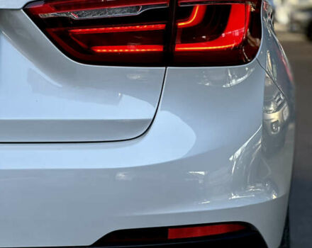 Білий БМВ Х6, об'ємом двигуна 2.99 л та пробігом 132 тис. км за 37800 $, фото 12 на Automoto.ua