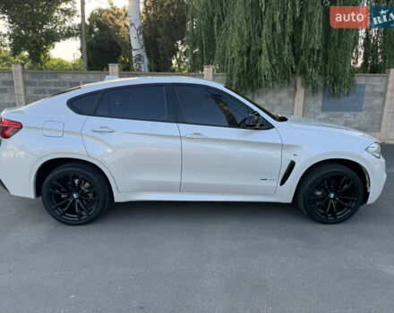 Белый БМВ Х6, объемом двигателя 2.99 л и пробегом 115 тыс. км за 39999 $, фото 5 на Automoto.ua