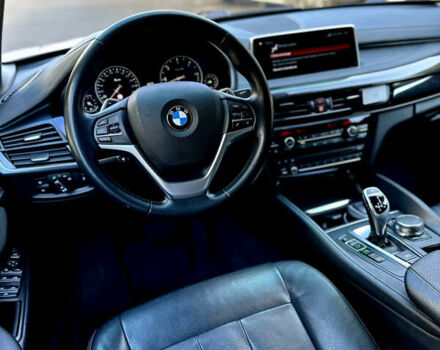 Білий БМВ Х6, об'ємом двигуна 2.99 л та пробігом 132 тис. км за 37800 $, фото 15 на Automoto.ua