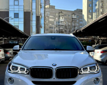 Білий БМВ Х6, об'ємом двигуна 2.99 л та пробігом 132 тис. км за 37800 $, фото 4 на Automoto.ua