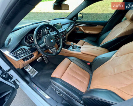 Белый БМВ Х6, объемом двигателя 2.99 л и пробегом 145 тыс. км за 50000 $, фото 28 на Automoto.ua