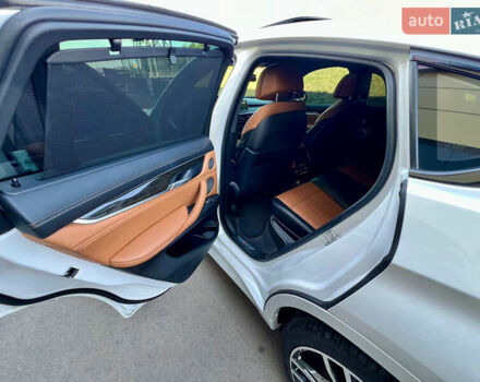 Белый БМВ Х6, объемом двигателя 2.99 л и пробегом 145 тыс. км за 50000 $, фото 26 на Automoto.ua