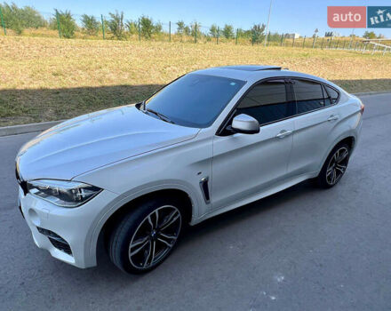 Белый БМВ Х6, объемом двигателя 2.99 л и пробегом 145 тыс. км за 50000 $, фото 43 на Automoto.ua