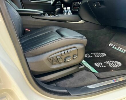 Белый БМВ Х6, объемом двигателя 3 л и пробегом 124 тыс. км за 34900 $, фото 21 на Automoto.ua