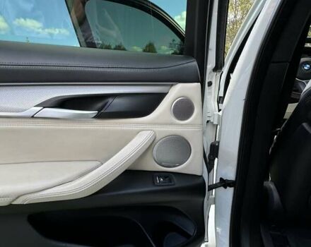 Белый БМВ Х6, объемом двигателя 3 л и пробегом 102 тыс. км за 51999 $, фото 20 на Automoto.ua