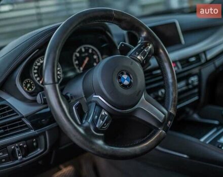 Белый БМВ Х6, объемом двигателя 3 л и пробегом 300 тыс. км за 33549 $, фото 5 на Automoto.ua