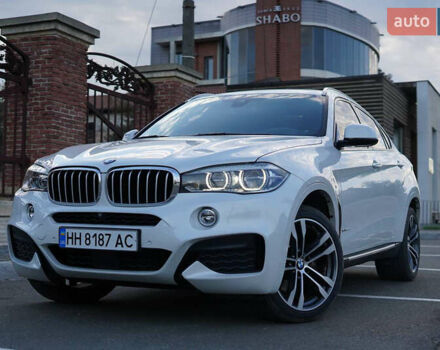 Білий БМВ Х6, об'ємом двигуна 2.99 л та пробігом 141 тис. км за 39600 $, фото 151 на Automoto.ua