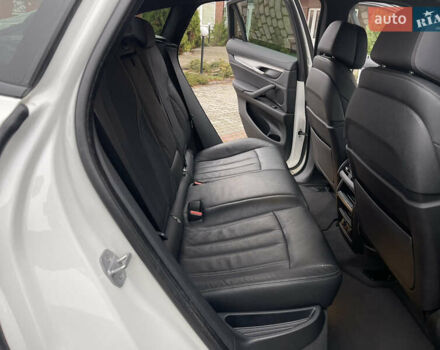 Білий БМВ Х6, об'ємом двигуна 2.99 л та пробігом 214 тис. км за 42000 $, фото 15 на Automoto.ua