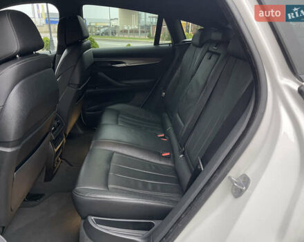 Білий БМВ Х6, об'ємом двигуна 2.99 л та пробігом 214 тис. км за 42000 $, фото 12 на Automoto.ua