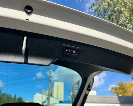 Белый БМВ Х6, объемом двигателя 3 л и пробегом 124 тыс. км за 34900 $, фото 12 на Automoto.ua