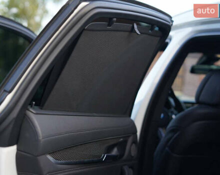 Білий БМВ Х6, об'ємом двигуна 2.99 л та пробігом 141 тис. км за 39600 $, фото 41 на Automoto.ua