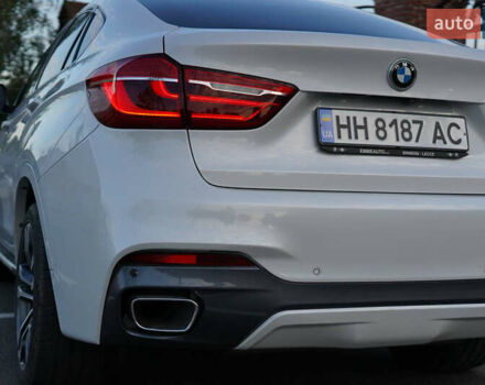 Білий БМВ Х6, об'ємом двигуна 2.99 л та пробігом 141 тис. км за 38900 $, фото 57 на Automoto.ua