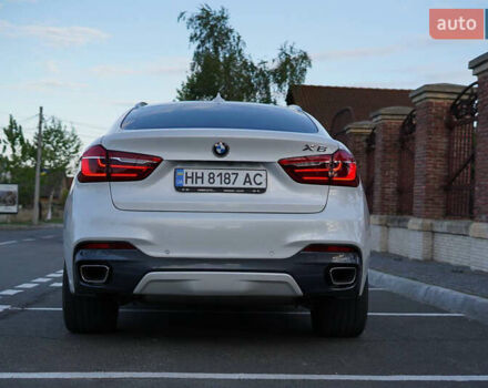 Білий БМВ Х6, об'ємом двигуна 2.99 л та пробігом 141 тис. км за 39600 $, фото 32 на Automoto.ua