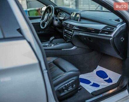 Белый БМВ Х6, объемом двигателя 3 л и пробегом 300 тыс. км за 33549 $, фото 8 на Automoto.ua