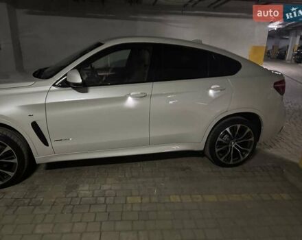 Білий БМВ Х6, об'ємом двигуна 2.99 л та пробігом 90 тис. км за 50300 $, фото 8 на Automoto.ua