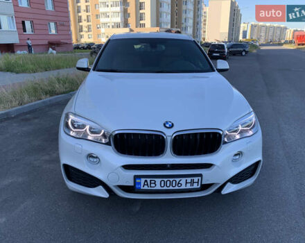 Белый БМВ Х6, объемом двигателя 3 л и пробегом 100 тыс. км за 44950 $, фото 7 на Automoto.ua