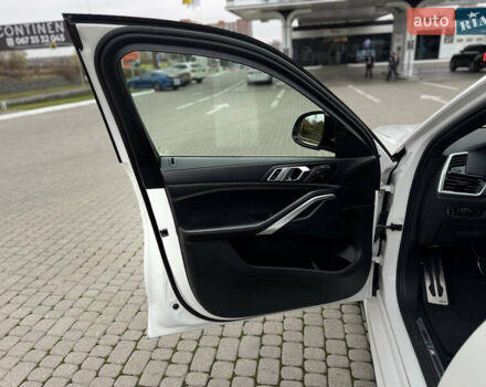 Белый БМВ Х6, объемом двигателя 2.99 л и пробегом 166 тыс. км за 72000 $, фото 18 на Automoto.ua