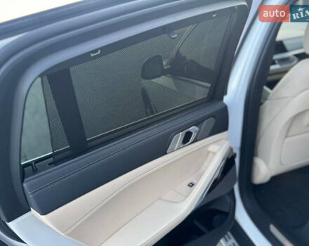 Белый БМВ Х6, объемом двигателя 3 л и пробегом 105 тыс. км за 58000 $, фото 18 на Automoto.ua