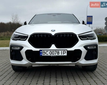 Белый БМВ Х6, объемом двигателя 2.99 л и пробегом 166 тыс. км за 72000 $, фото 3 на Automoto.ua