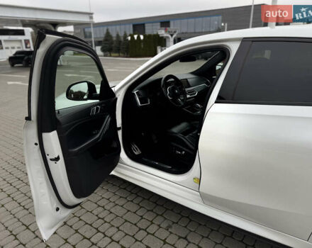 Белый БМВ Х6, объемом двигателя 2.99 л и пробегом 166 тыс. км за 72000 $, фото 17 на Automoto.ua