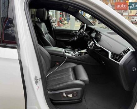 Білий БМВ Х6, об'ємом двигуна 3 л та пробігом 36 тис. км за 79900 $, фото 49 на Automoto.ua