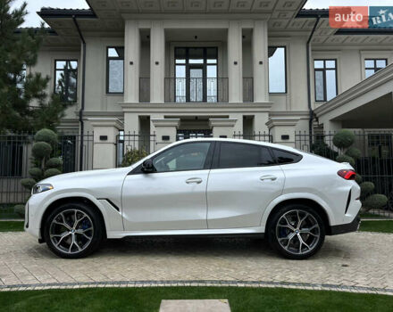 Білий БМВ Х6, об'ємом двигуна 4.39 л та пробігом 1 тис. км за 139000 $, фото 6 на Automoto.ua