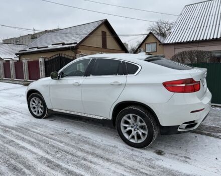 Белый БМВ Х6, объемом двигателя 4.4 л и пробегом 100 тыс. км за 10999 $, фото 1 на Automoto.ua